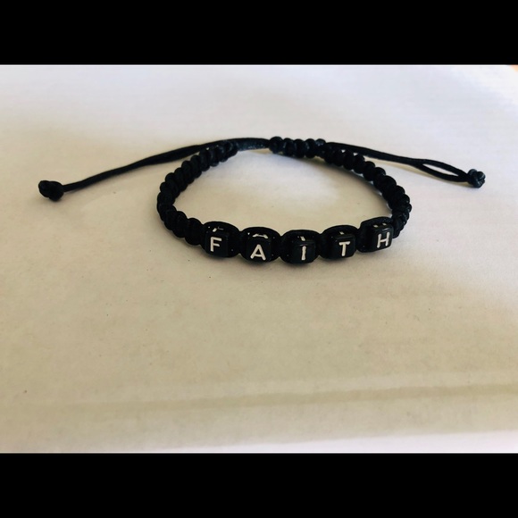 Charm bracelet adjustable - Picture 3 of 3